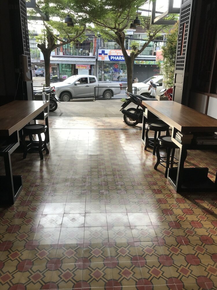 Фото Karon Sino House