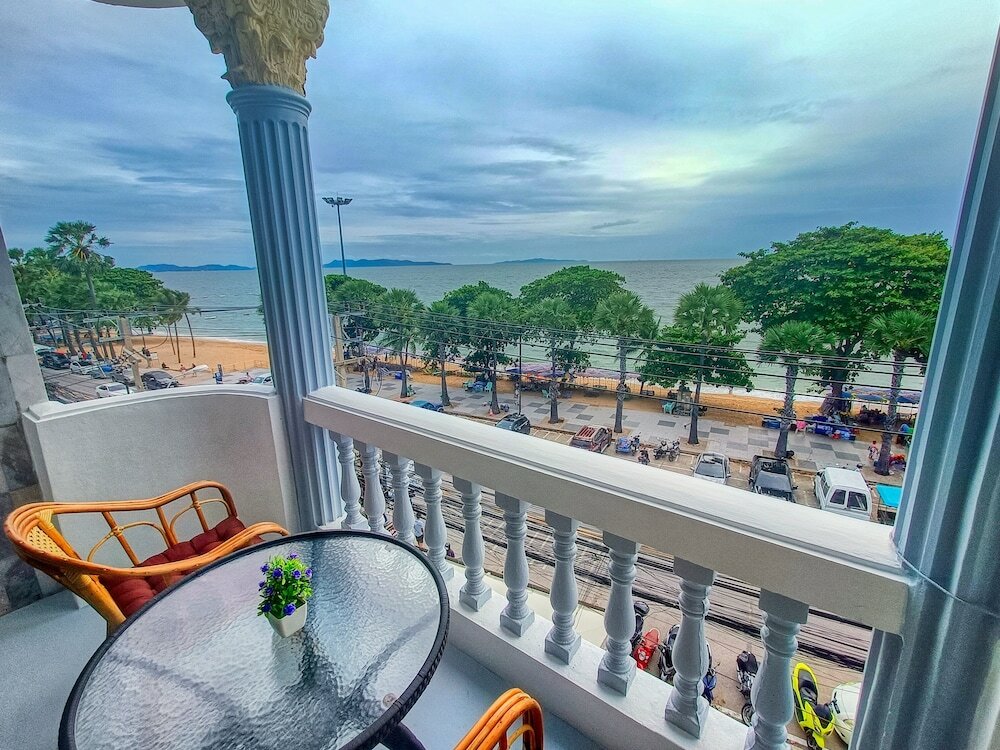 Фото Happy Vikings Hotel