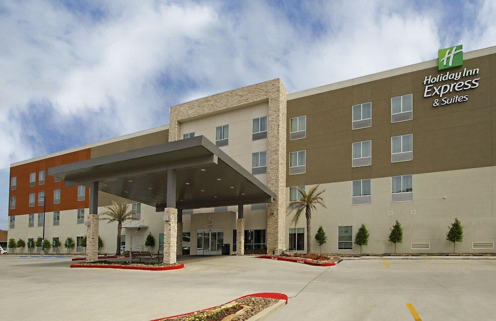 Фото Holiday Inn Express & Suites Lake Charles South Casino Area, an Ihg Hotel