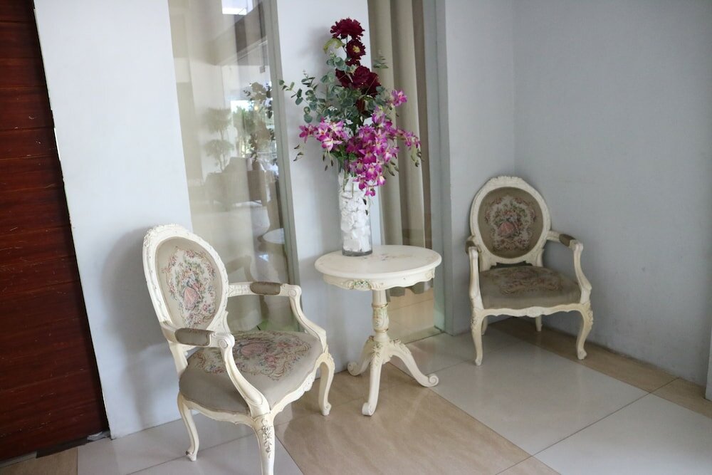 Фото The horizon suites and arcade