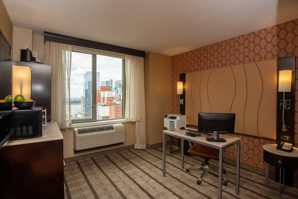 Фото Holiday Inn New York City - Times Square