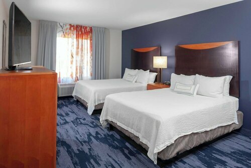 Гостиница Fairfield Inn & Suites by Marriott Charlotte Matthews в Мэтьюзе