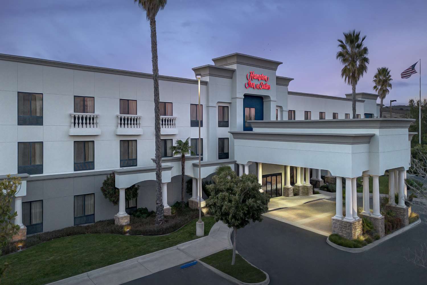 Фото Hampton Inn & Suites Paso Robles