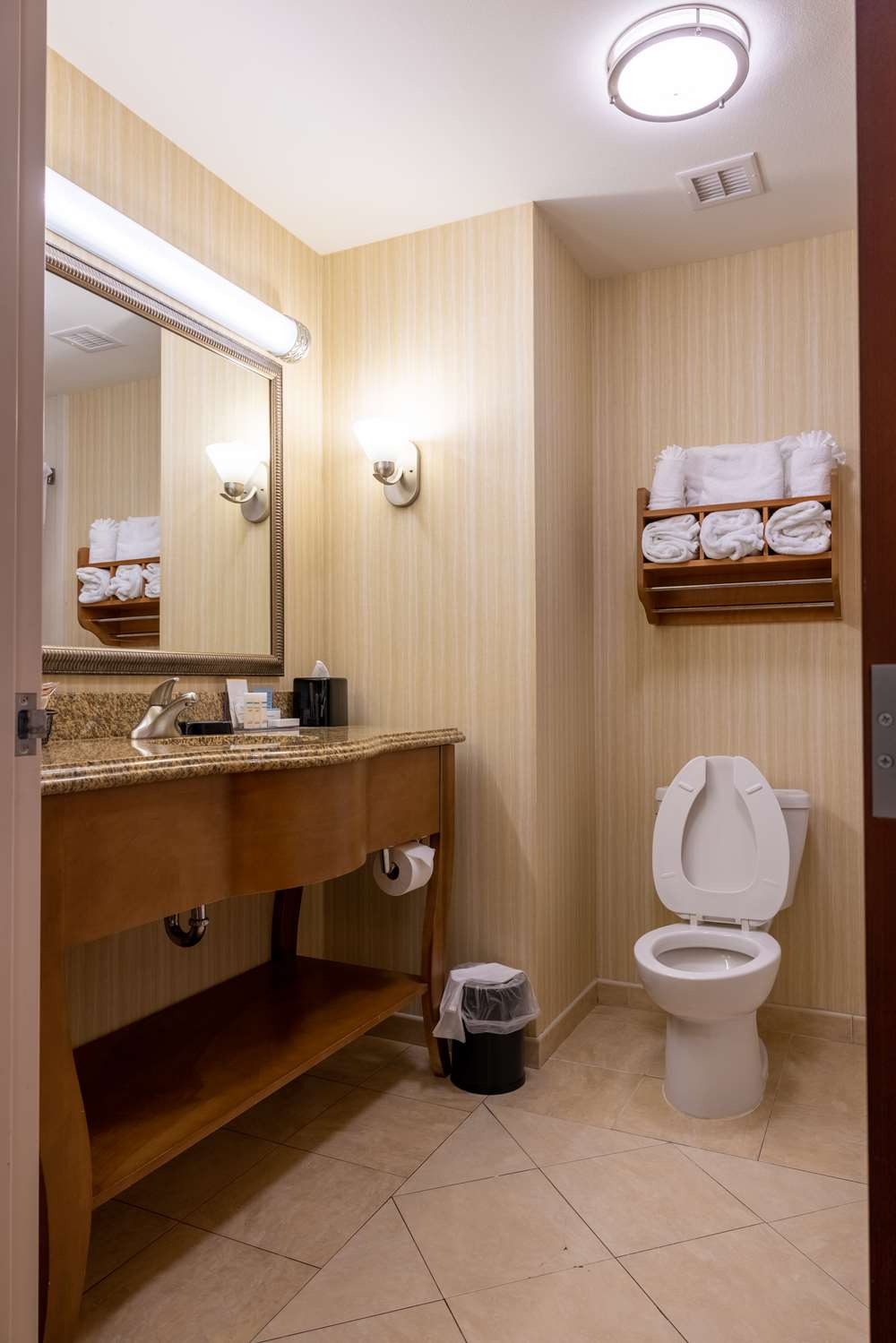 Фото Hampton Inn Alice