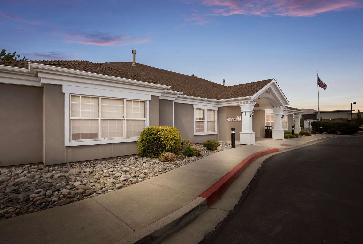 Фото Sonesta Es Suites Reno