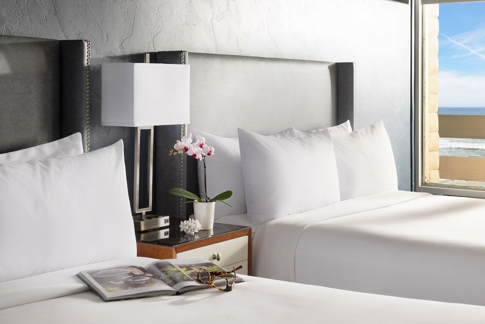 Фото Отель Monterey Beach