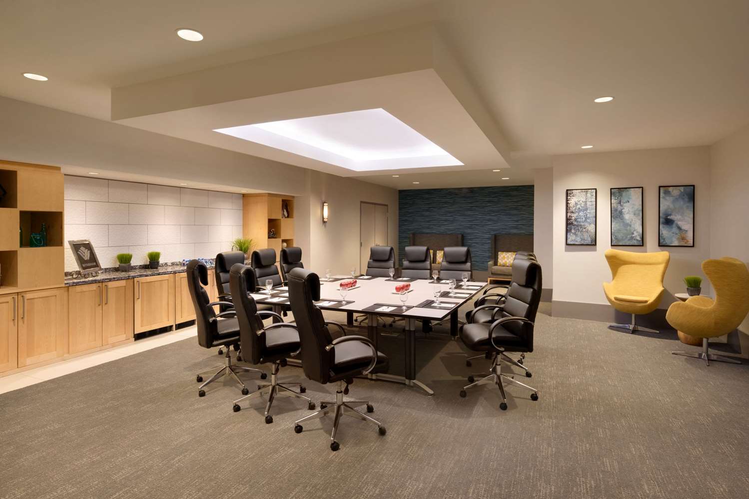 Фото Wyndham Grand Pittsburgh Downtown