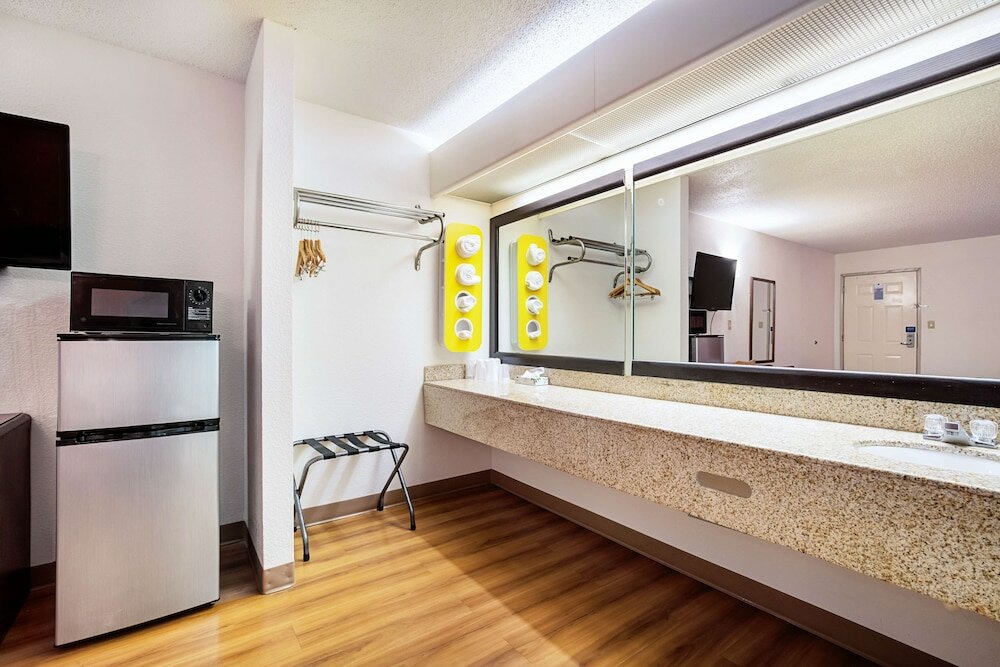 Фото Motel 6 Covington, Tn