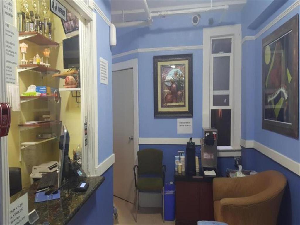 Фото Desmond Hotel