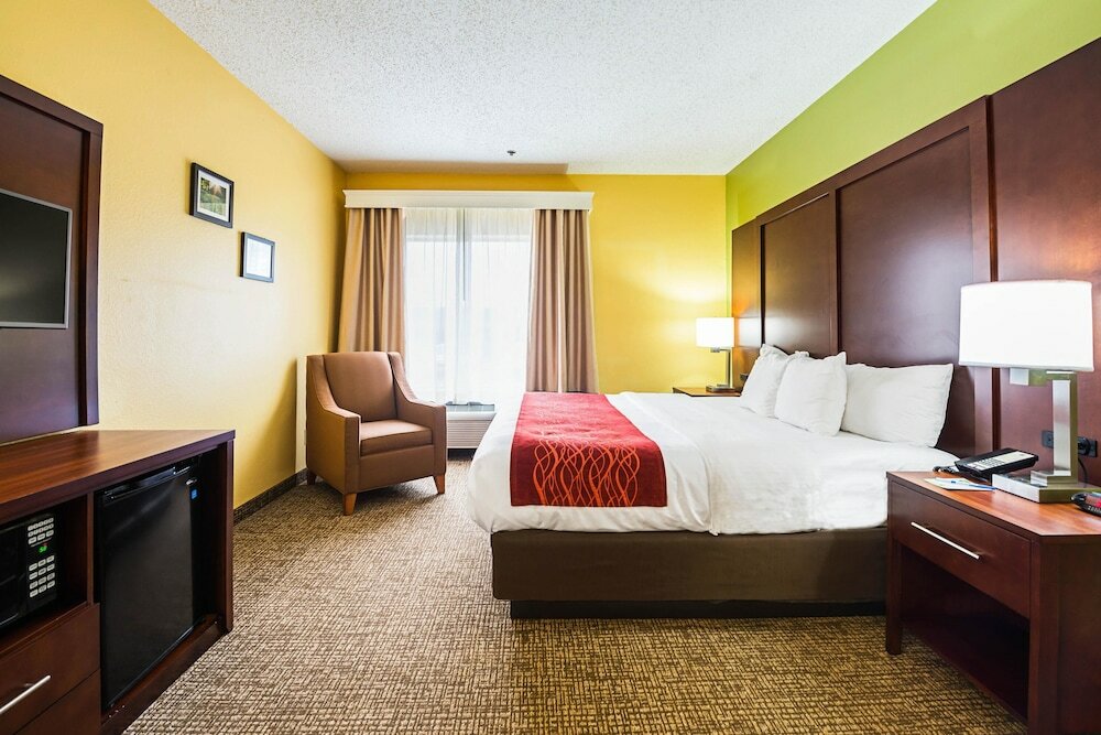 Фото Comfort Inn And Suites