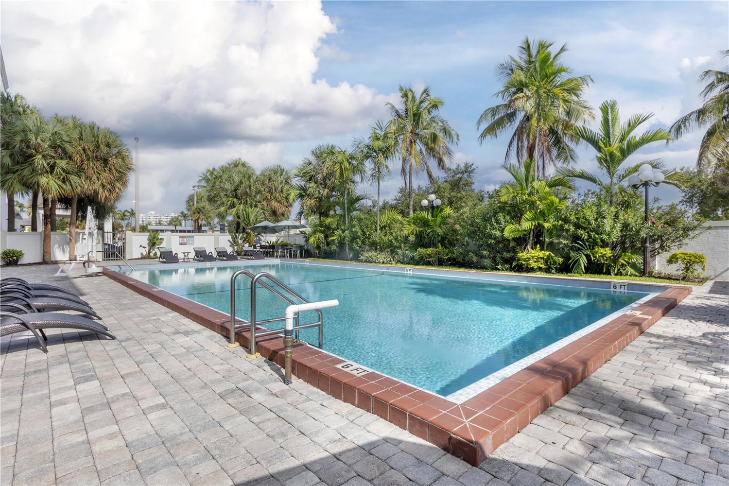 Фото Best Western Plus North Miami/Bal Harbour