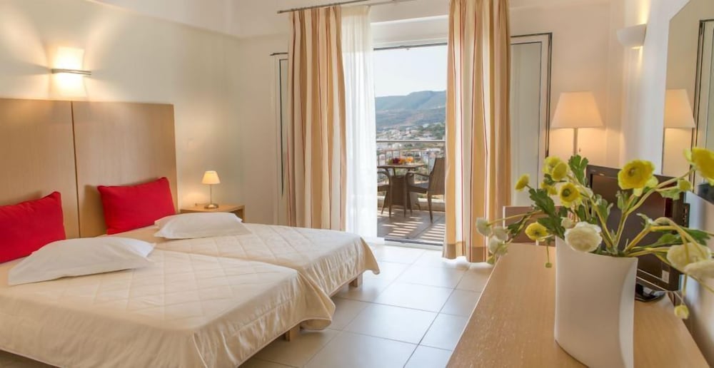 Фото Kythea Resort