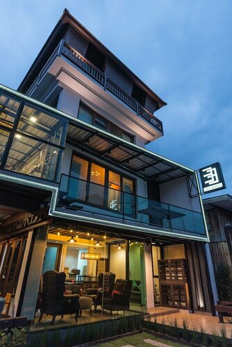 33 Poshtel - Adults Only