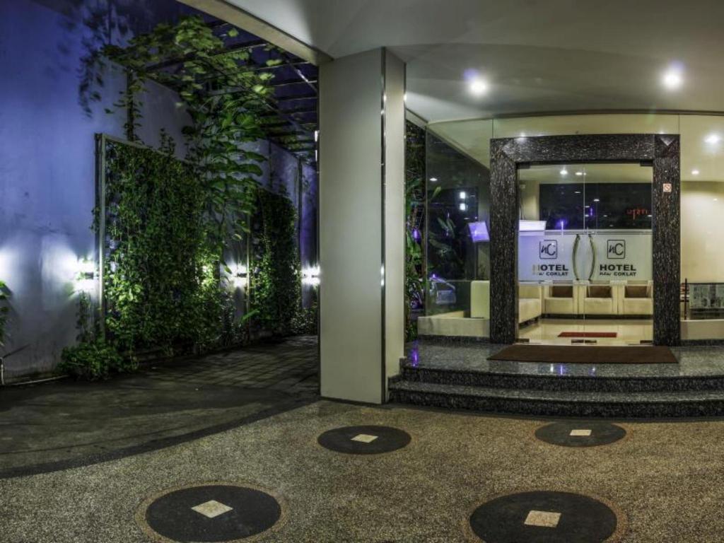 Фото Hotel New Coklat