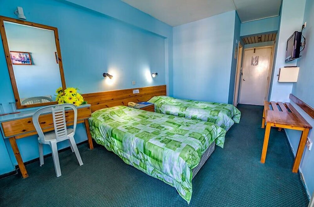 Фото San Remo Hotel