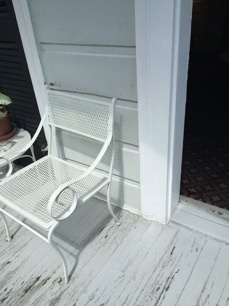 Фото Nine O Five Royal Hotel