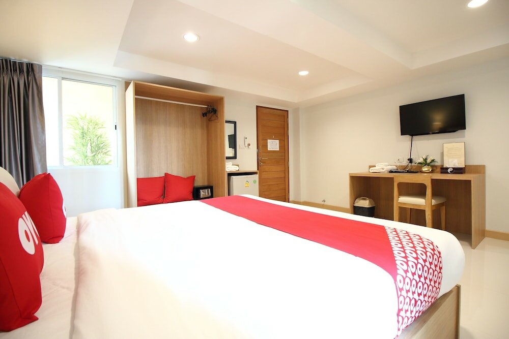 Фото Super Oyo 483 Pannee Hotel Khaosan
