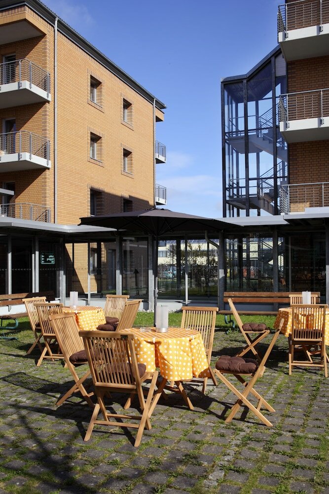 Фото отеля 2