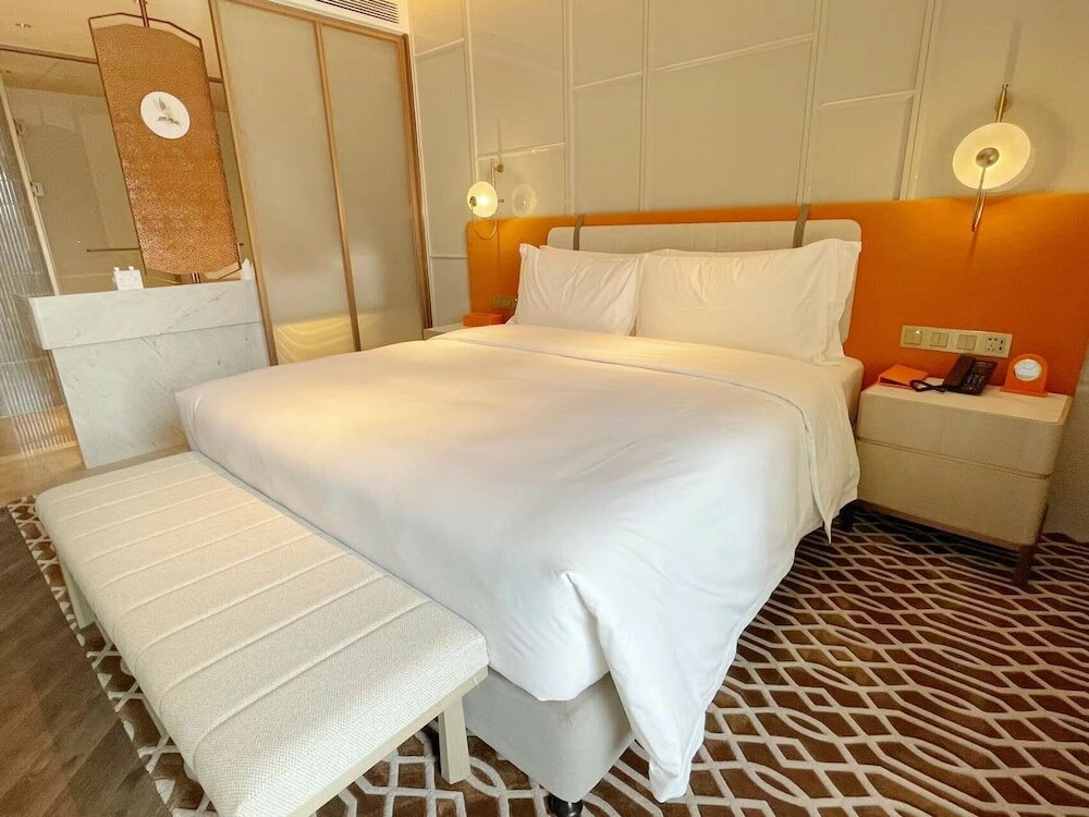 Фото Voco Chongqing Chaotianmen, an Ihg Hotel