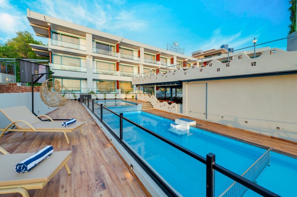 Фото Grand Continent Morjim