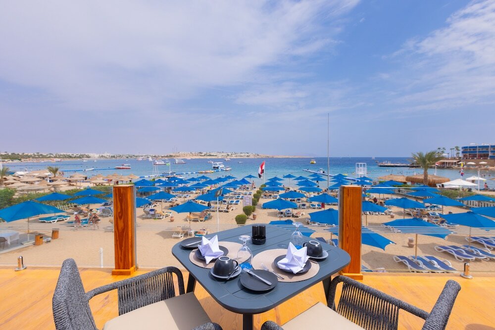Фото Naama Bay Suites & SPA