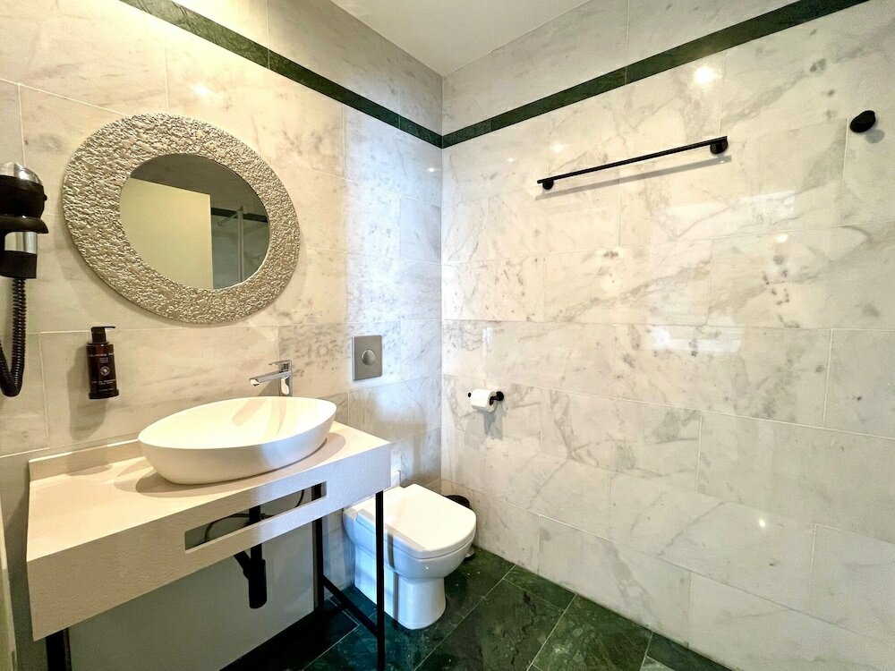 Фото Hotel Boutique Adealba Badajoz