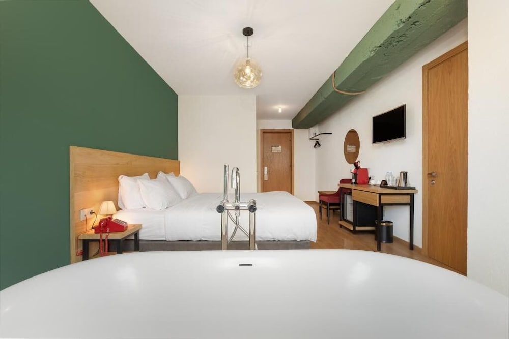 Фото Intourist Kazbegi