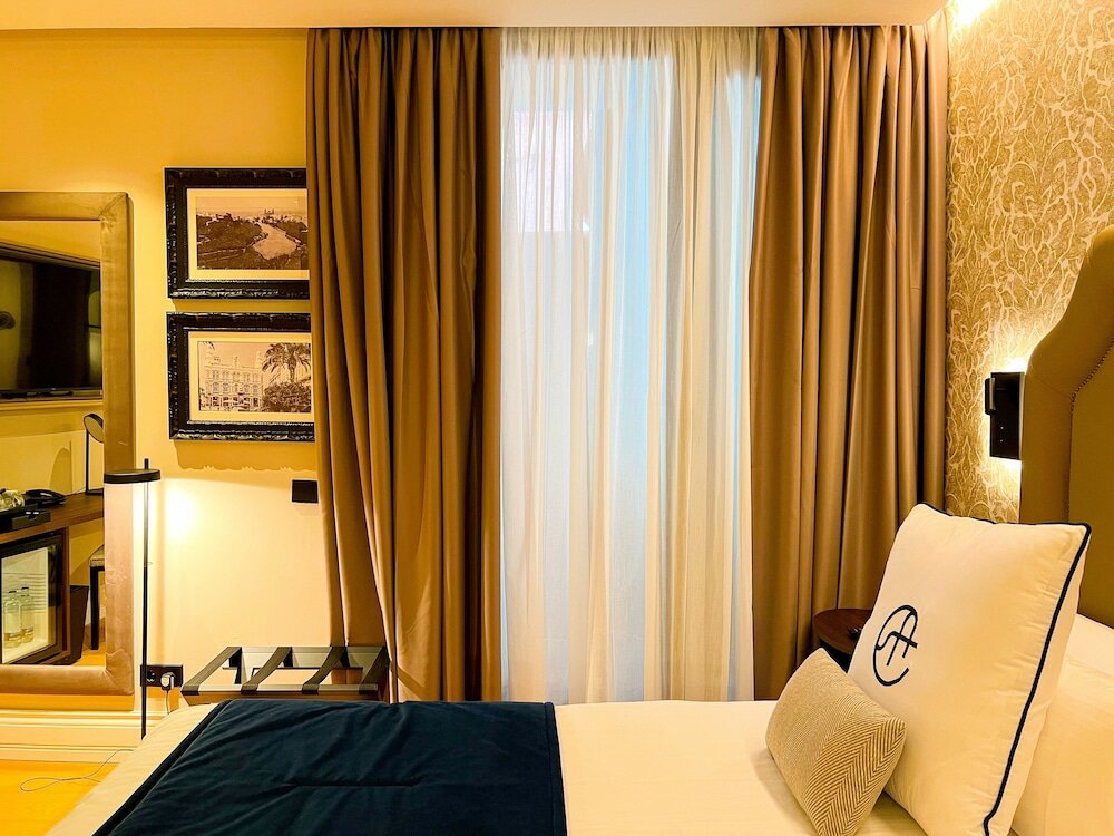 Фото Boutique Hotel Cordial Plaza Mayor de Santa Ana