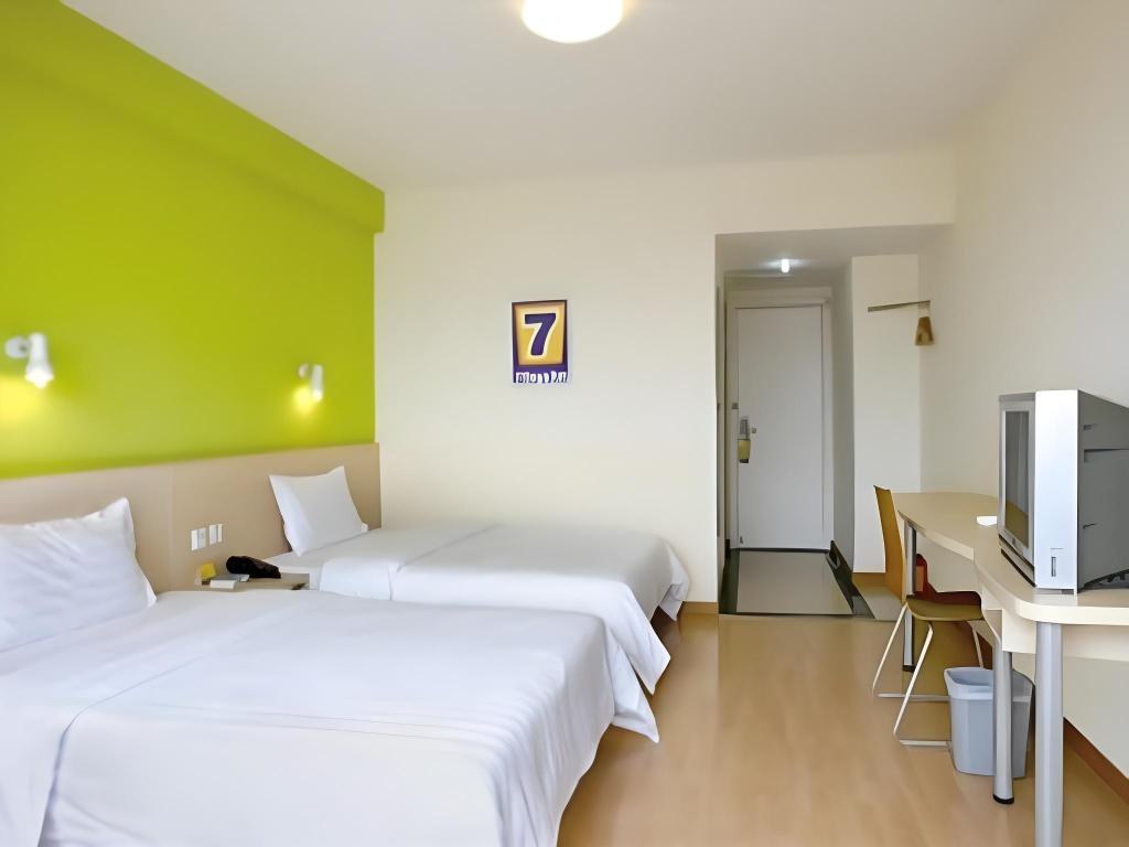 Фото 7 Days Inn Taicang Bus Station Branch