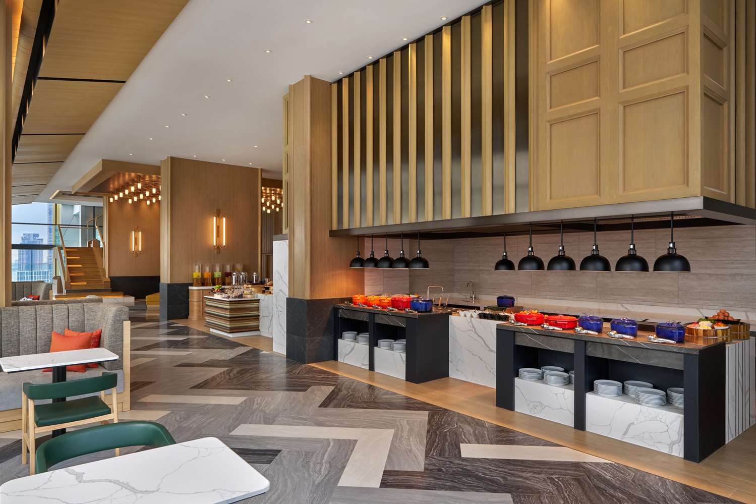 Фото Hilton Garden Inn Bangkok Riverside