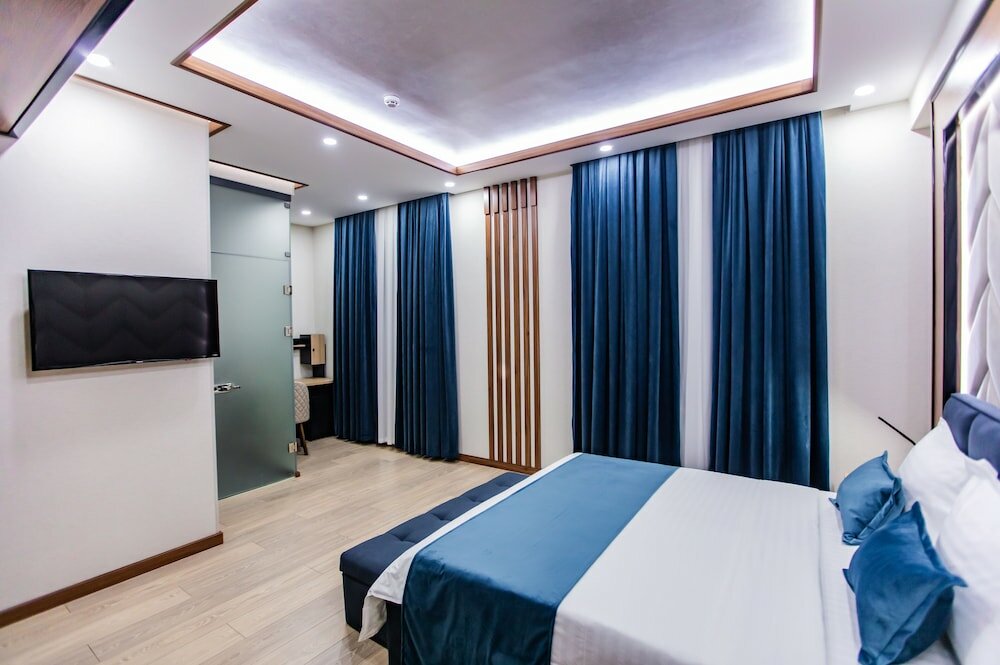 Фото Art Deluxe Hotel by Art Hotels Group