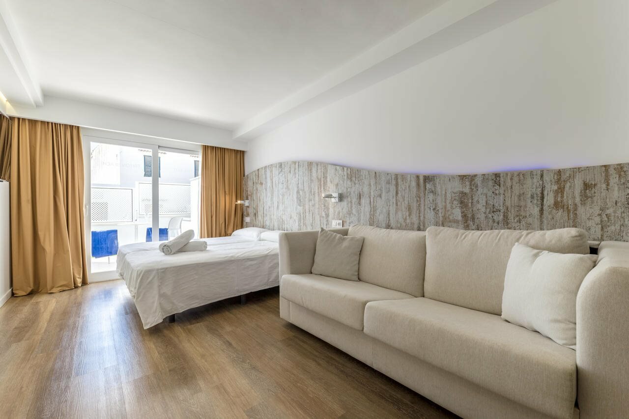 Фото Welikehotel Triton Beach Hotel