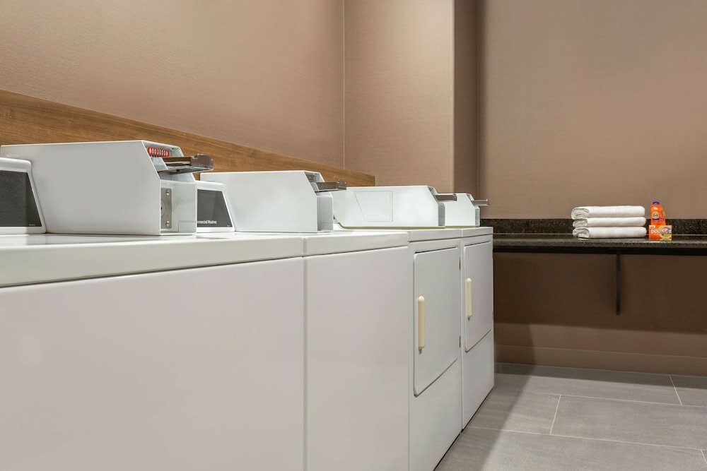 Фото Hampton Inn & Suites Houston-Cypress Station