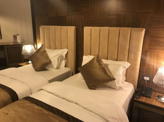 Фото Hotel Colosseo Tirana