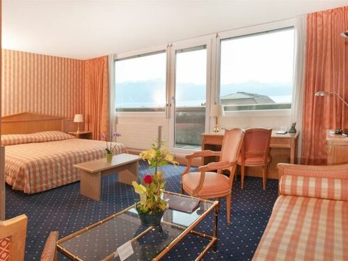 Внешний вид отеля Hotel Continental Lausanne в Лозанне, фото 5