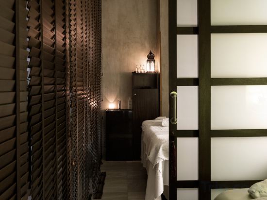 Фото Hospes Palacio del Bailío