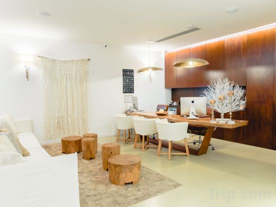 Фото Lagos Avenida Hotel