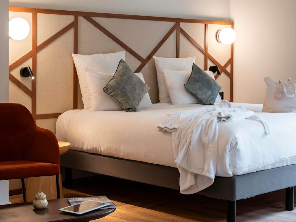 Фото Hôtel Mercure Rouen Centre Champ de Mars