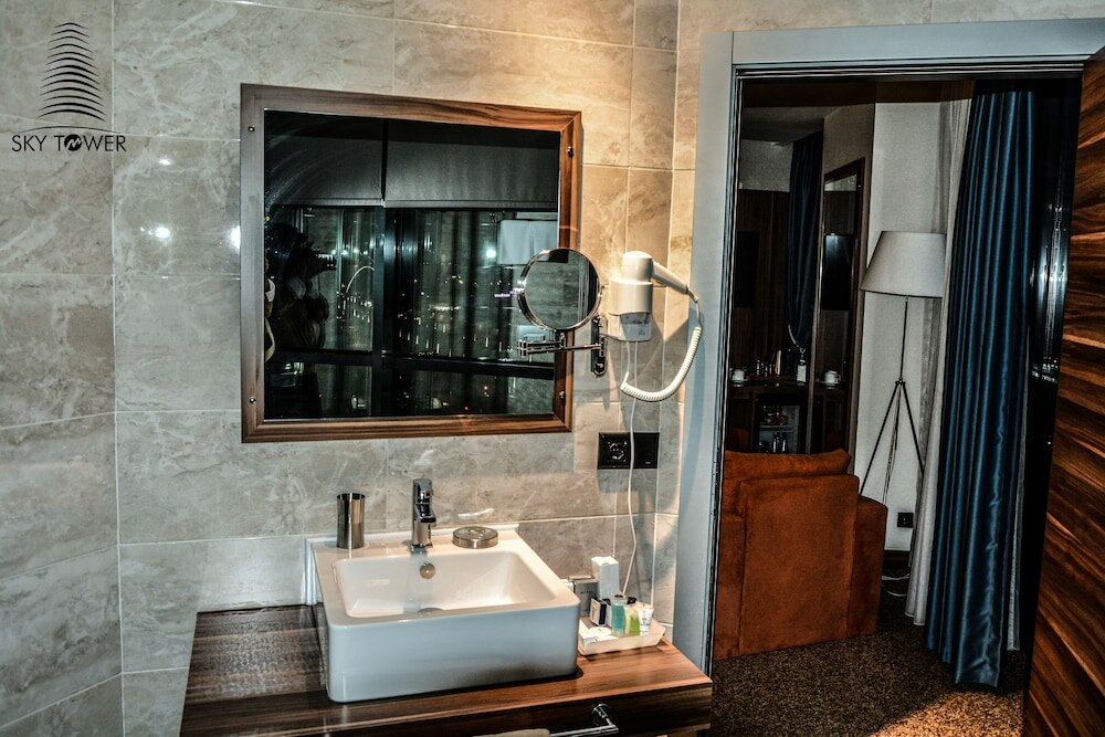 Фото Metro Sky Tower Batumi