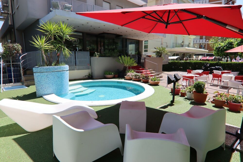 Фото Hotel Derby