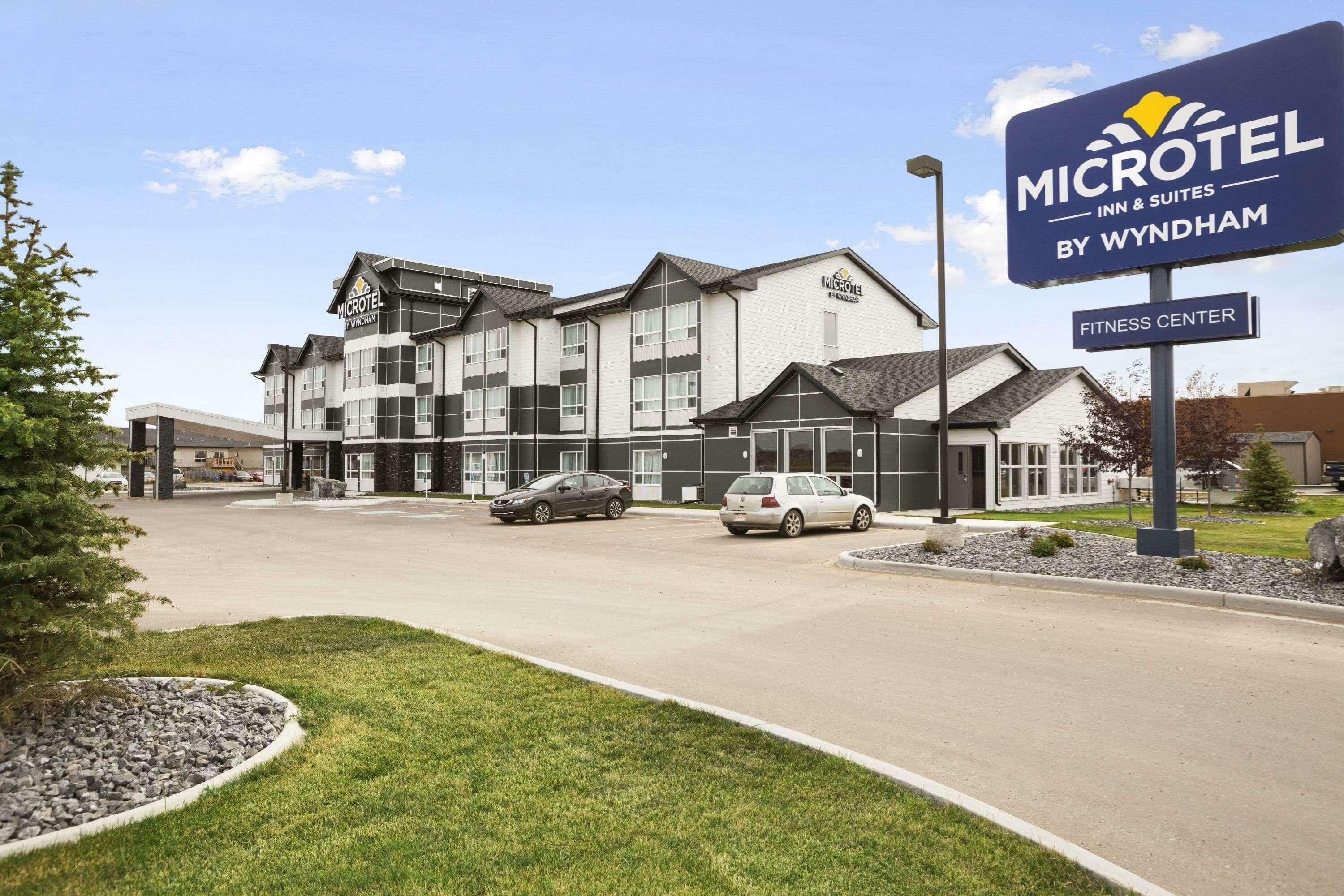 Фото Microtel Inn & Suites by Wyndham Blackfalds Red Deer North