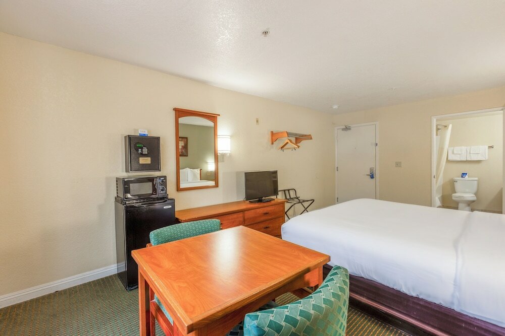 Фото Rodeway Inn San Clemente Beach