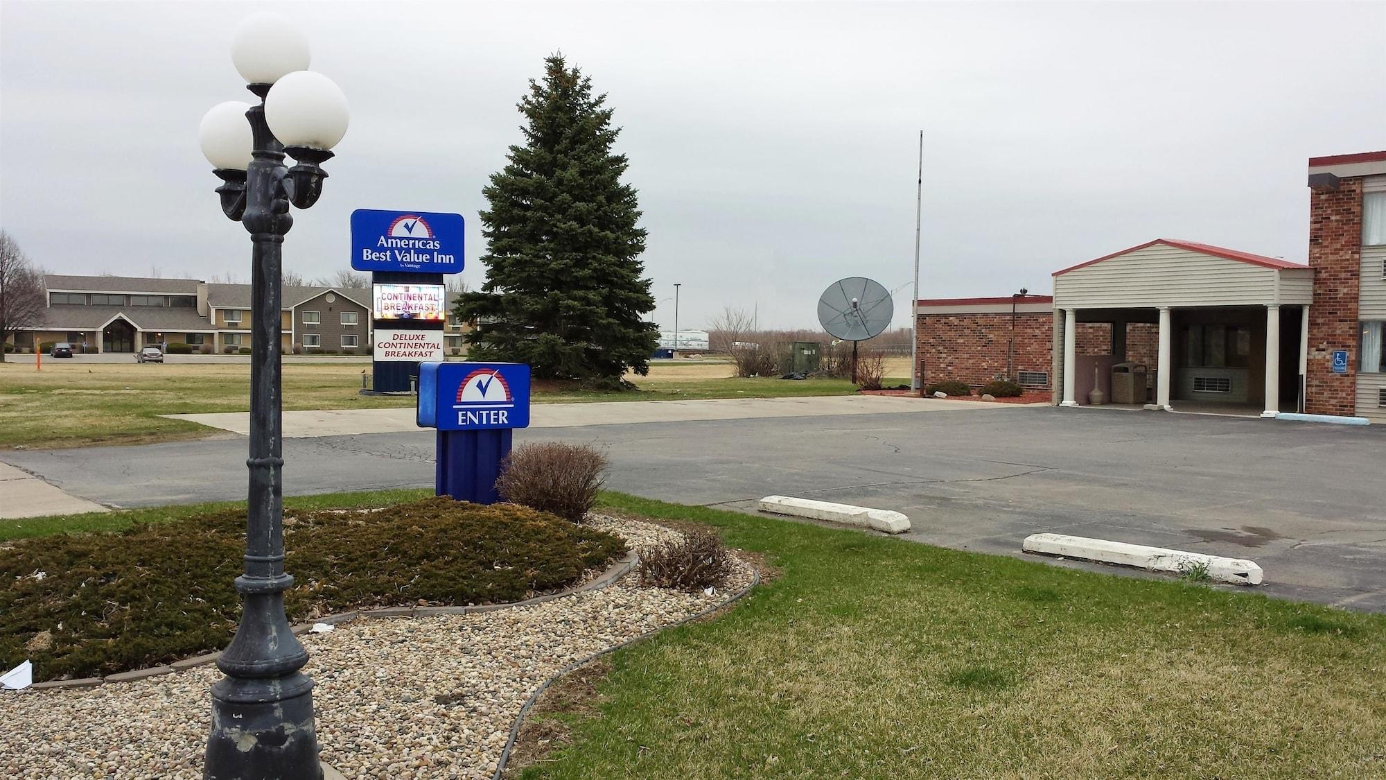 Фото Americas Best Value Inn Clear Lake