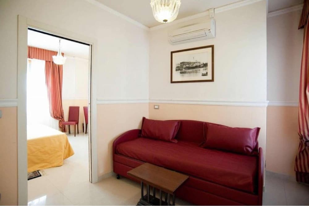 Фото The Port Residence