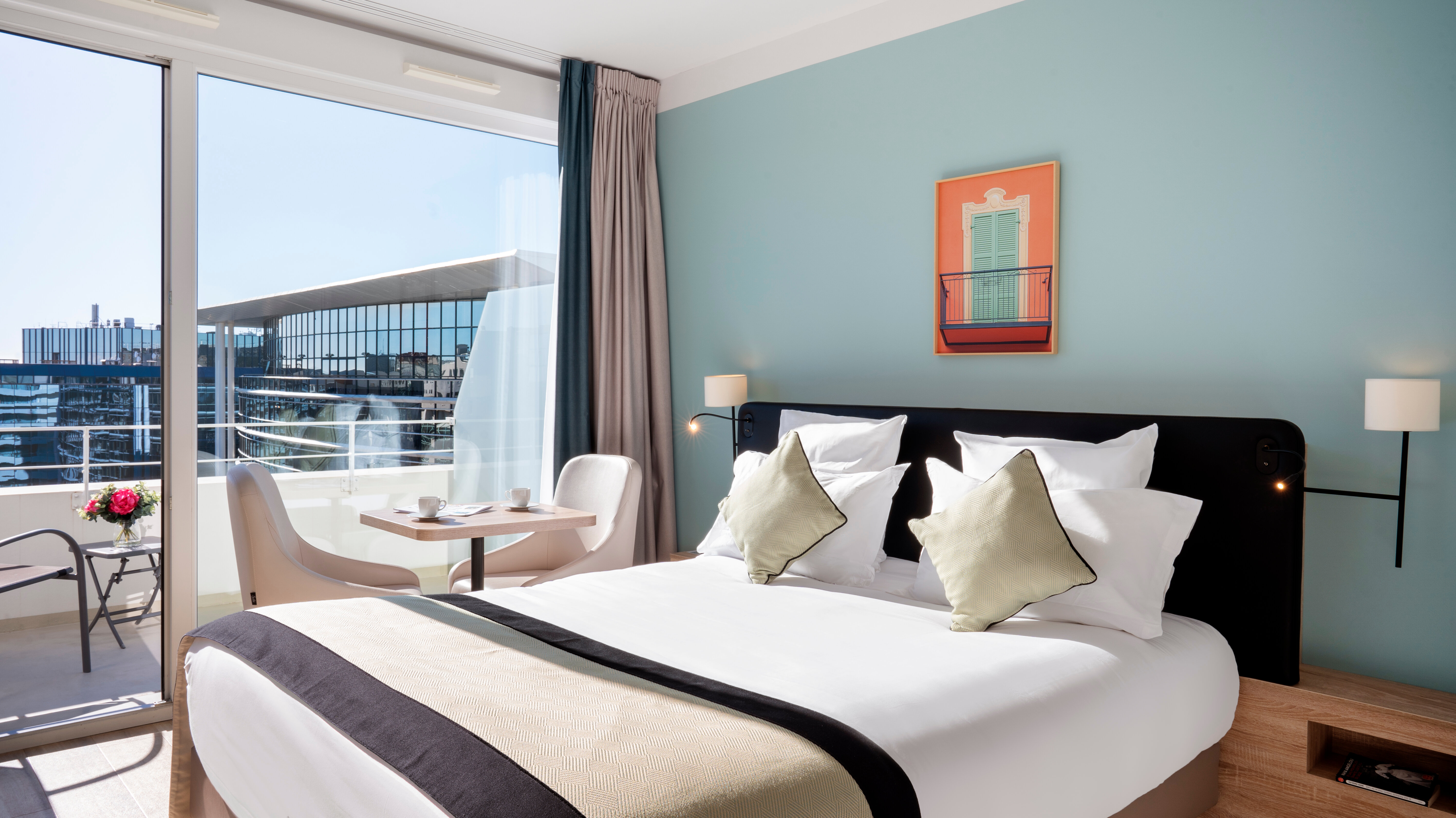 Фото Residhome Nice Aéroport