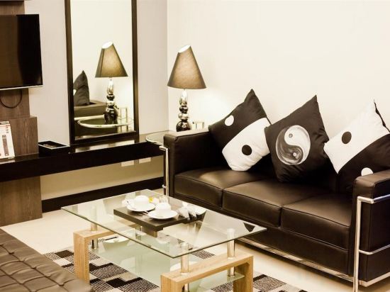 Фото Y2 Residence Hotel