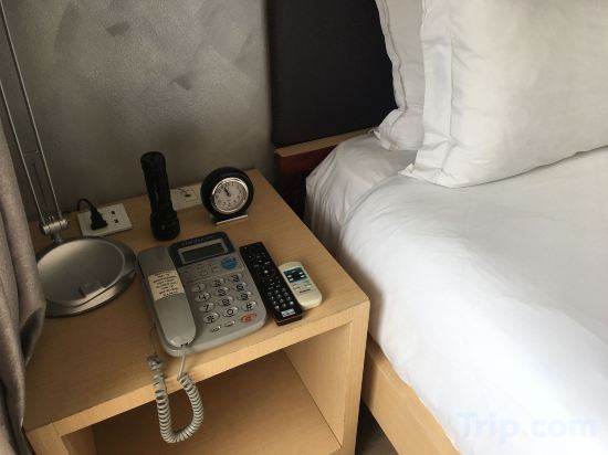 Фото Regency Grand Suites