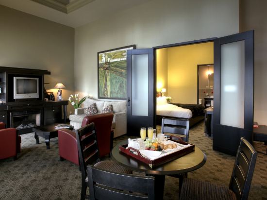 Фото Hôtel Place d'Armes