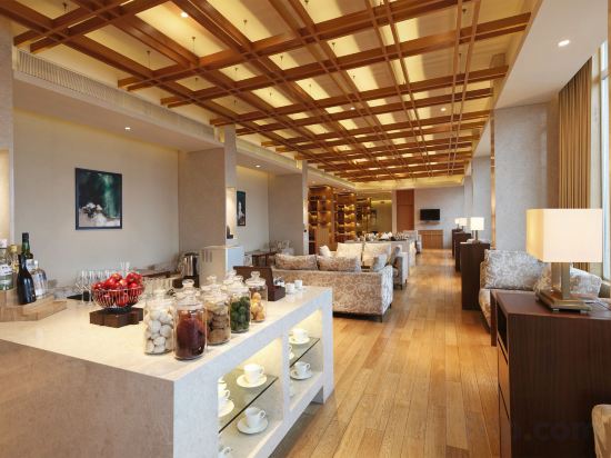 Фото DoubleTree by Hilton Hotel Pune - Chinchwad