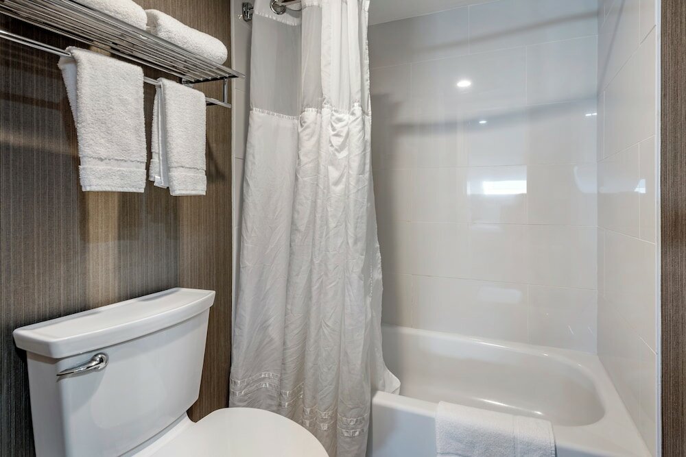 Фото Somerset Lofts, Ascend Hotel Collection